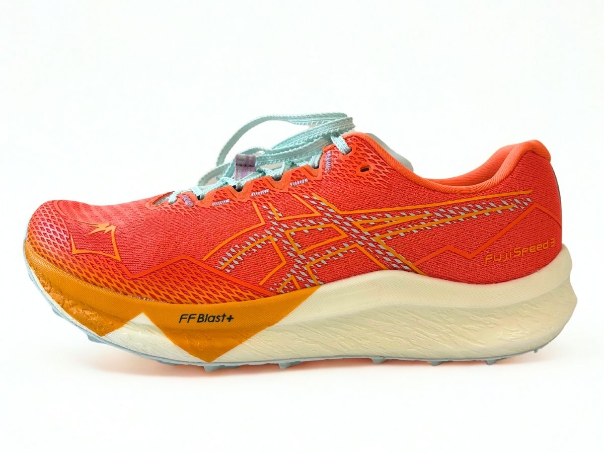 Asics FujiSpeed 3 レビュー：走れる万能シューズ | carb