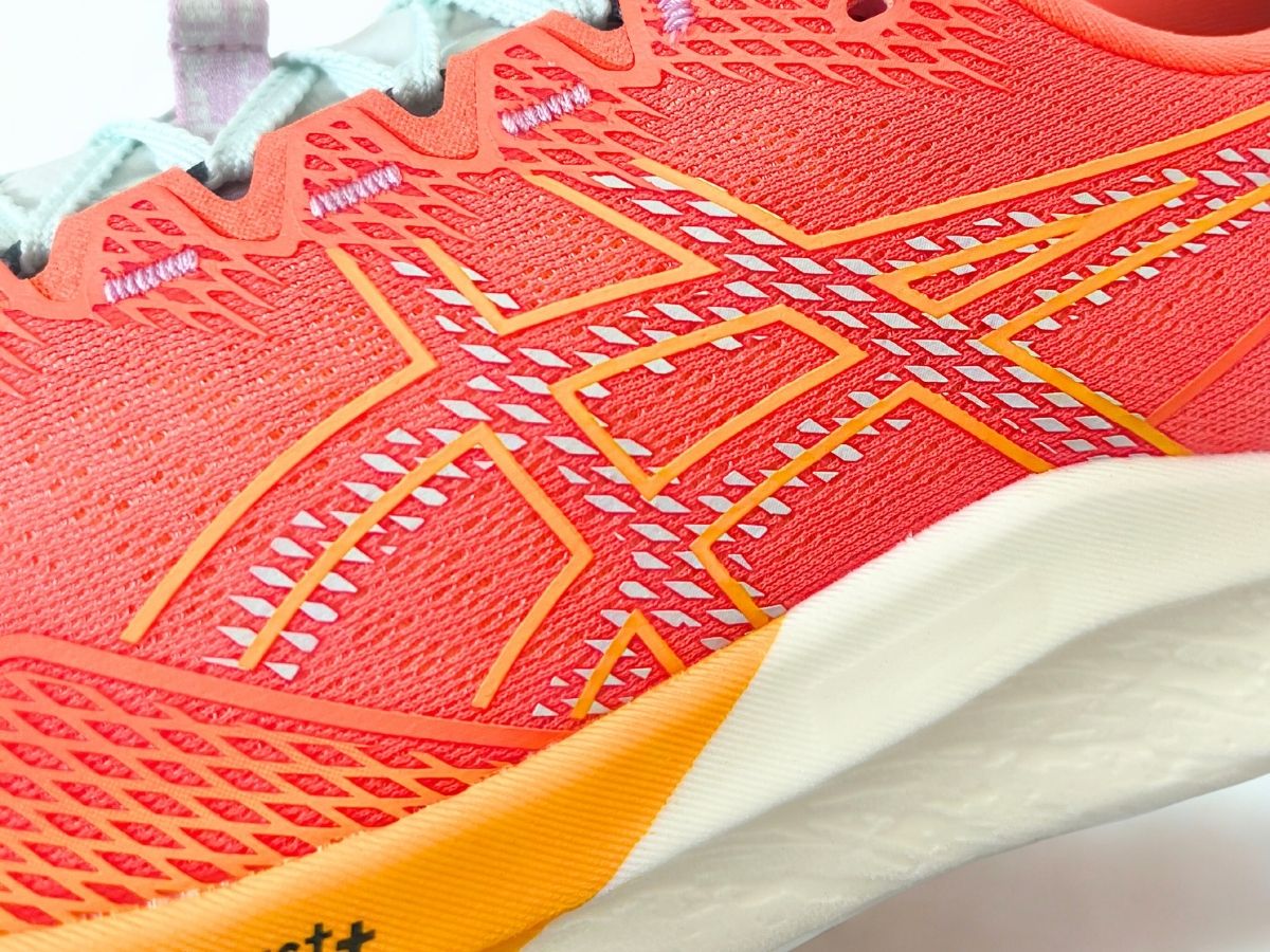 Asics FujiSpeed 3 レビュー：走れる万能シューズ | carb